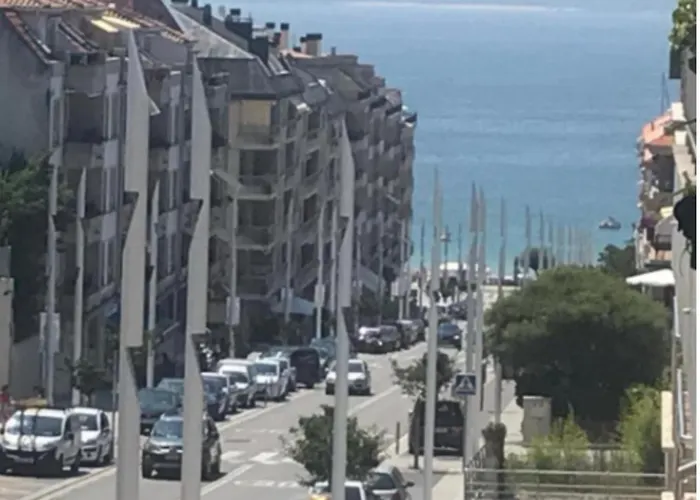 5min De La Playa Con Piscina Y Garaje Lejlighed